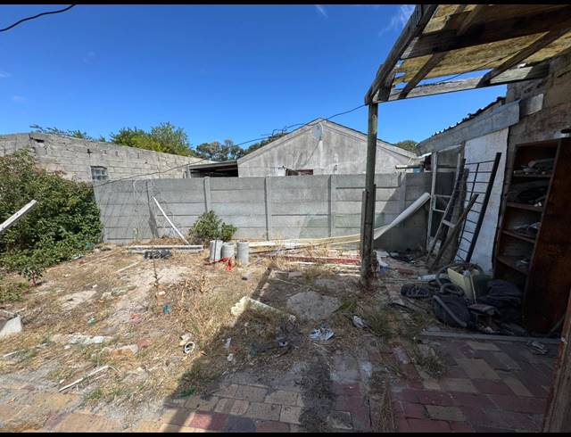 318M² VACANT LAND FOR SALE IN ELECTRIC CITY